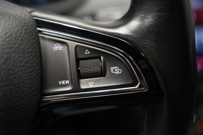 Skoda Octavia III (A7) Рестайлинг с пробегом 2019 года, цена 2 250 000 рублей, 196609 км, лифтбек, Автокод Объявления