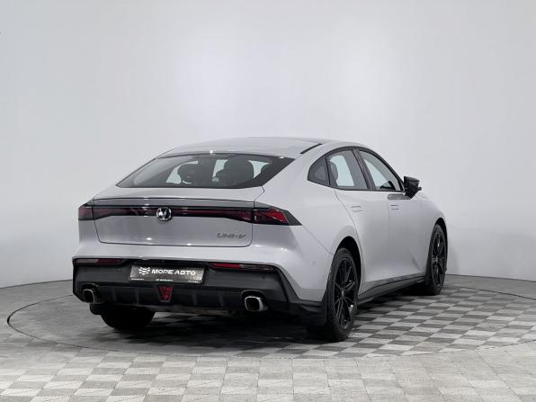 Changan UNI-V I с пробегом 2023 года, цена 2 590 000 рублей, 13983 км, лифтбек, Автокод Объявления