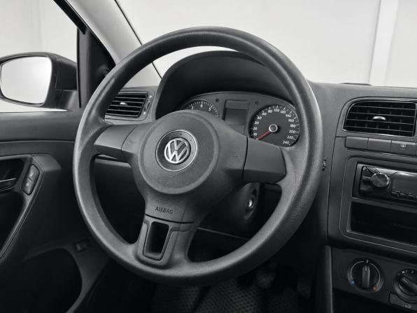 Volkswagen Polo V с пробегом 2013 года, цена 599 000 рублей, 232824 км, седан, Автокод Объявления