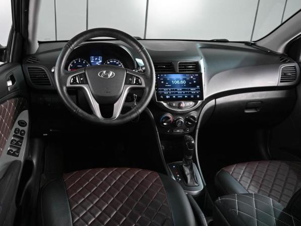 Hyundai Solaris I Рестайлинг с пробегом 2015 года, цена 1 179 000 рублей, 123656 км, седан, Автокод Объявления