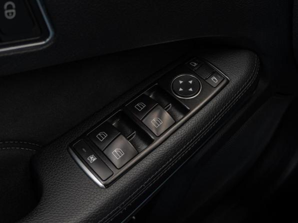 Mercedes-Benz E-Класс IV (W212 S212 C207) Рестайлинг с пробегом 2015 года, цена 2 760 000 рублей, 108615 км, седан, Автокод Объявления