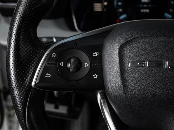BAIC U5 Plus с пробегом 2023 года, цена 1 277 000 рублей, 41216 км, седан, Автокод Объявления