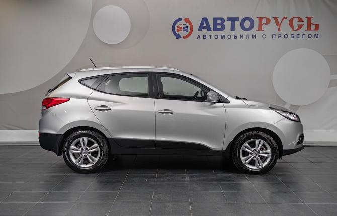 Hyundai ix35 I с пробегом 2012 года, цена 1 084 000 рублей, 197662 км, внедорожник, Автокод Объявления