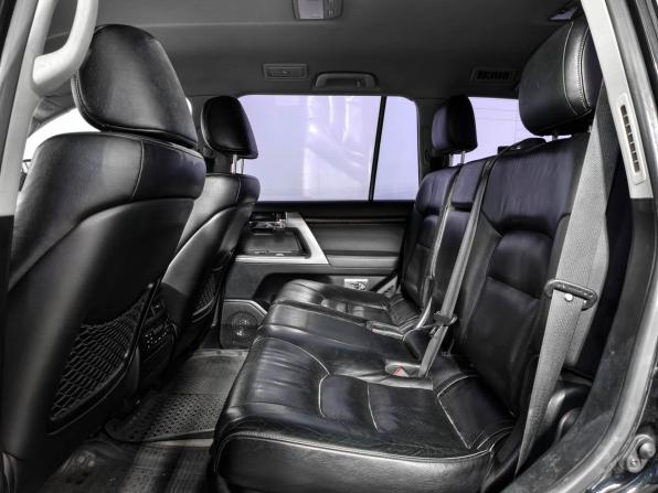 Toyota Land Cruiser 200 Series Рестайлинг 1 с пробегом 2012 года, цена 2 779 000 рублей, 220000 км, внедорожник, Автокод Объявления