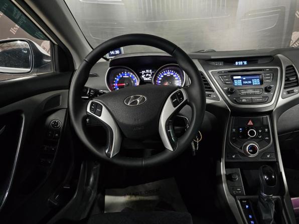 Hyundai Elantra V (MD) Рестайлинг с пробегом 2015 года, цена 1 165 000 рублей, 193600 км, седан, Автокод Объявления