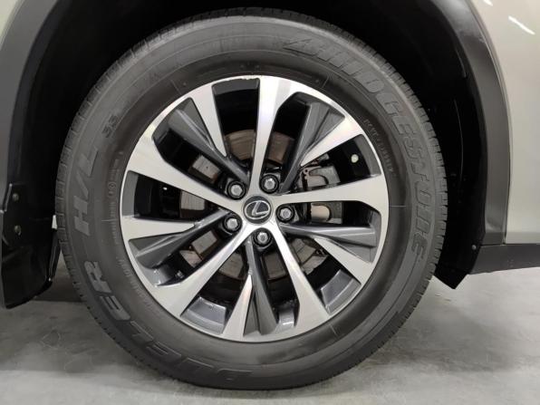 Lexus RX IV Рестайлинг с пробегом 2020 года, цена 5 199 000 рублей, 43000 км, внедорожник, Автокод Объявления