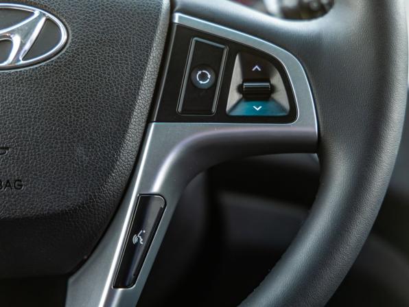 Hyundai Solaris I Рестайлинг с пробегом 2014 года, цена 898 000 рублей, 128434 км, седан, Автокод Объявления