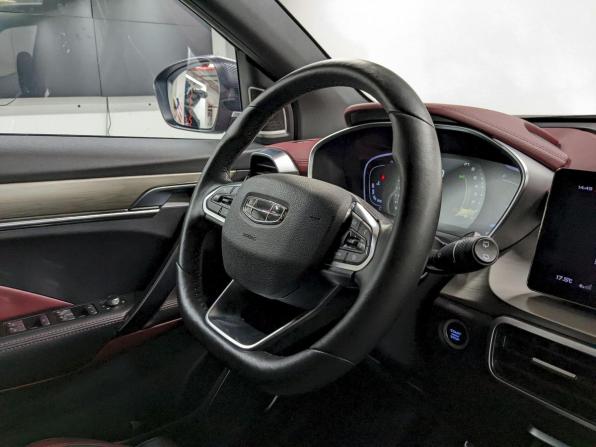 Geely Coolray I с пробегом 2023 года, цена 1 850 000 рублей, 52374 км, внедорожник, Автокод Объявления