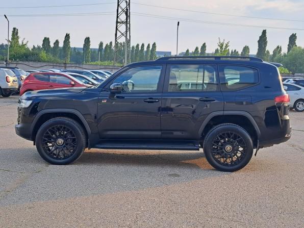Toyota Land Cruiser 300 Series с пробегом 2022 года, цена 11 440 000 рублей, 47730 км, внедорожник, Автокод Объявления