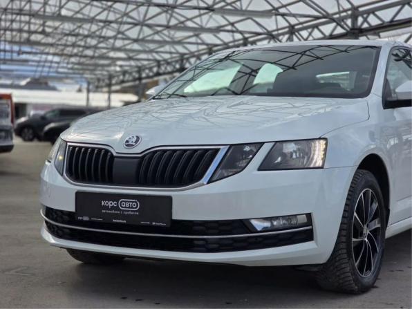 Skoda Octavia III (A7) Рестайлинг с пробегом 2018 года, цена 1 714 000 рублей, 109995 км, лифтбек, Автокод Объявления