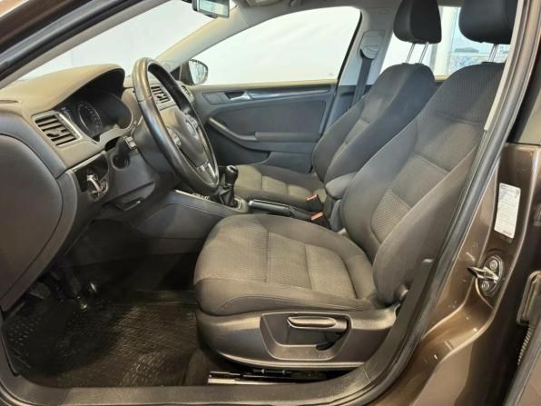 Volkswagen Jetta VI с пробегом 2012 года, цена 829 000 рублей, 226845 км, седан, Автокод Объявления