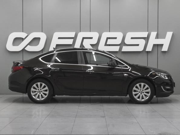 Opel Astra J Рестайлинг с пробегом 2013 года, цена 1 120 000 рублей, 122783 км, седан, Автокод Объявления
