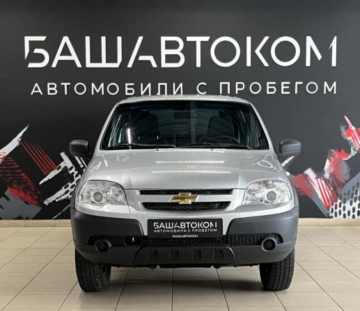 Chevrolet Niva I Рестайлинг с пробегом 2017 года, цена 735 000 рублей, 85638 км, внедорожник, Автокод Объявления