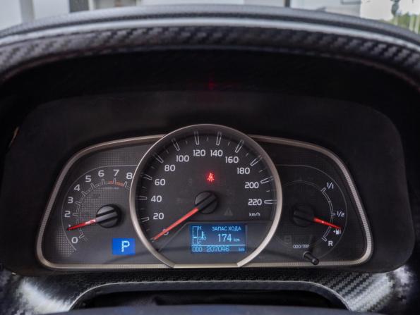 Toyota RAV4 IV (XA40) с пробегом 2015 года, цена 1 838 000 рублей, 207045 км, внедорожник, Автокод Объявления