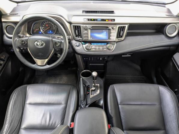 Toyota RAV4 IV (XA40) с пробегом 2015 года, цена 1 744 900 рублей, 155000 км, внедорожник, Автокод Объявления
