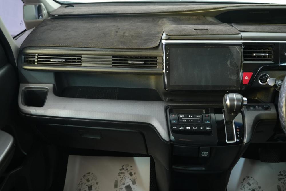 Honda Stepwgn V Омск  - изображение 17