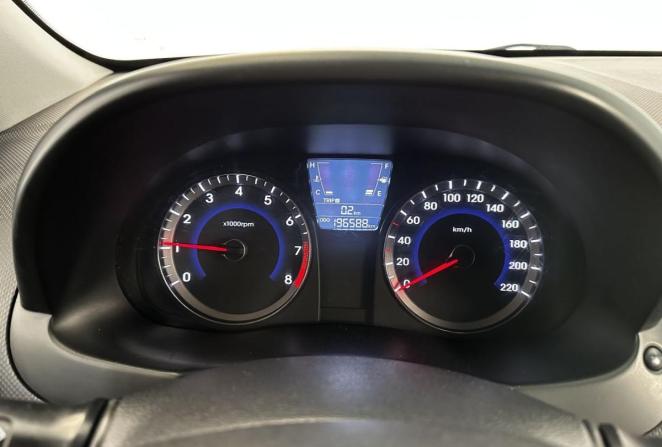Hyundai Solaris I с пробегом 2011 года, цена 385 000 рублей, 196588 км, седан, Автокод Объявления