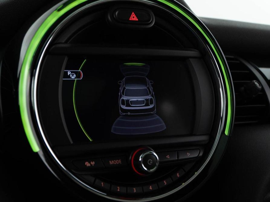 Mini Hatch III (F55/F56) Москва  - изображение 17