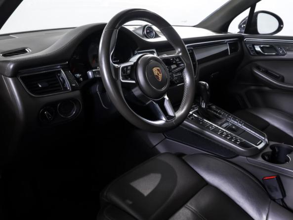 Porsche Macan I с пробегом 2014 года, цена 2 690 000 рублей, 122788 км, внедорожник, Автокод Объявления