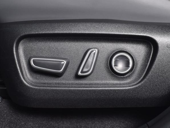 Toyota RAV4 VI (XA60) с пробегом 2026 года, цена 4 129 995 рублей, 47 км, внедорожник, Автокод Объявления