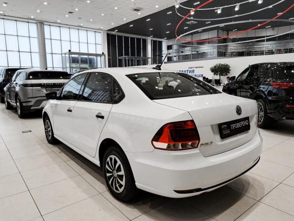 Volkswagen Polo V Рестайлинг с пробегом 2017 года, цена 1 190 000 рублей, 91340 км, седан, Автокод Объявления