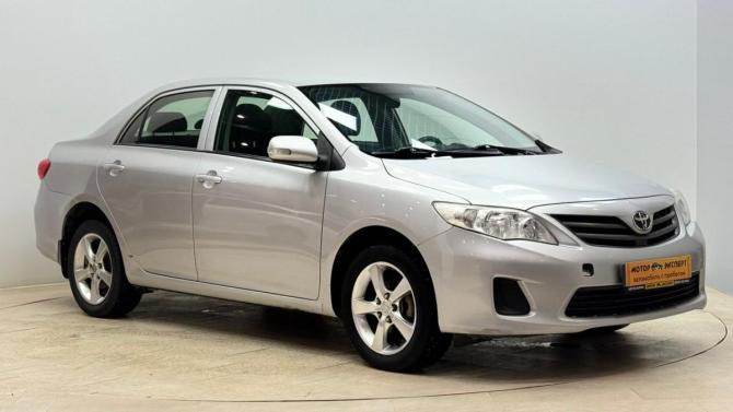 Toyota Corolla X (E140 E150) Рестайлинг с пробегом 2013 года, цена 825 000 рублей, 125000 км, седан, Автокод Объявления
