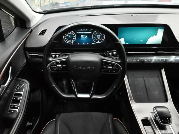 Omoda C5 I с пробегом 2022 года, цена 1 750 000 рублей, 51321 км, внедорожник, Автокод Объявления