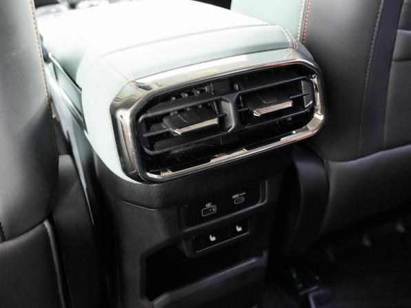 JETOUR T2 с пробегом 2024 года, цена 3 494 000 рублей, 26134 км, внедорожник, Автокод Объявления