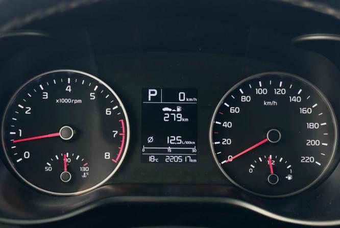 Kia Rio IV с пробегом 2018 года, цена 1 160 000 рублей, 220000 км, хэтчбек, Автокод Объявления