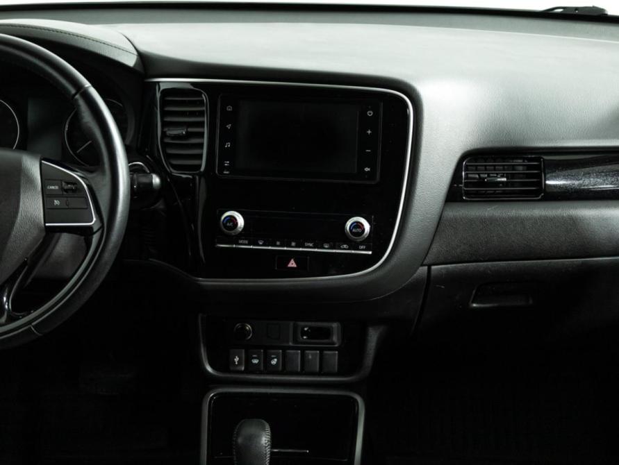 Mitsubishi Outlander III Рестайлинг 3 Санкт-Петербург  - изображение 14