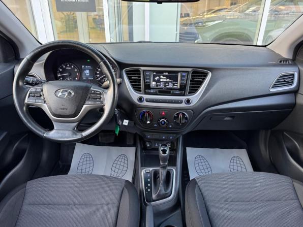 Hyundai Solaris II с пробегом 2018 года, цена 1 172 000 рублей, 74525 км, седан, Автокод Объявления