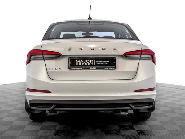 Skoda Rapid II с пробегом 2021 года, цена 1 399 000 рублей, 143273 км, лифтбек, Автокод Объявления