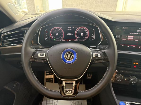 Volkswagen Jetta VII с пробегом 2021 года, цена 2 495 000 рублей, 46413 км, седан, Автокод Объявления