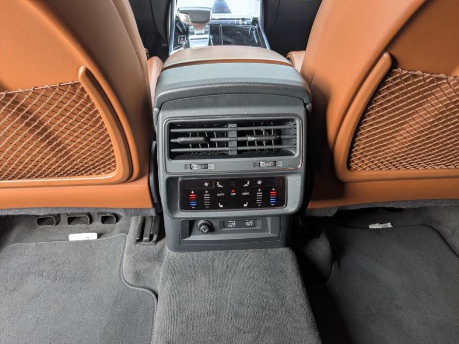 Audi Q8 I (4M) Москва  - изображение 10