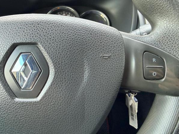 Renault Sandero II с пробегом 2015 года, цена 960 000 рублей, 143410 км, хэтчбек, Автокод Объявления