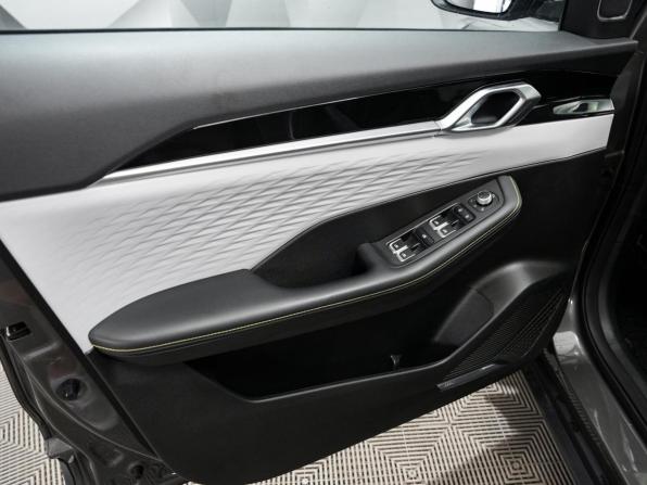 Geely Coolray I Рестайлинг с пробегом 2023 года, цена 2 236 000 рублей, 27000 км, внедорожник, Автокод Объявления