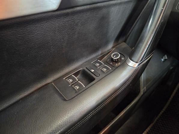 Volkswagen Passat B7 с пробегом 2012 года, цена 1 251 000 рублей, 156585 км, седан, Автокод Объявления