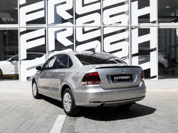 Volkswagen Polo V Рестайлинг с пробегом 2018 года, цена 1 154 600 рублей, 158426 км, седан, Автокод Объявления