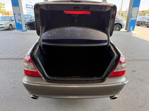 Mercedes-Benz E-Класс III (W211 S211) Рестайлинг с пробегом 2008 года, цена 900 000 рублей, 246054 км, седан, Автокод Объявления