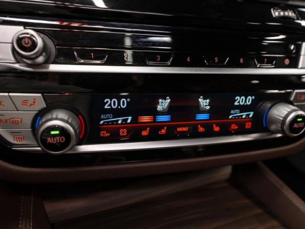 BMW 5 серии VII (G30/G31/G38) Рестайлинг с пробегом 2020 года, цена 5 000 000 рублей, 120012 км, седан, Автокод Объявления
