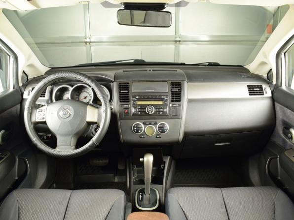 Nissan Tiida I с пробегом 2008 года, цена 799 995 рублей, 196721 км, хэтчбек, Автокод Объявления