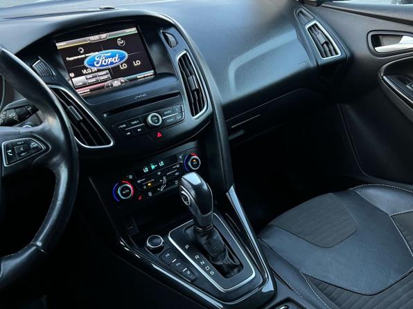 Ford Focus III Рестайлинг с пробегом 2016 года, цена 1 350 000 рублей, 98600 км, хэтчбек, Автокод Объявления