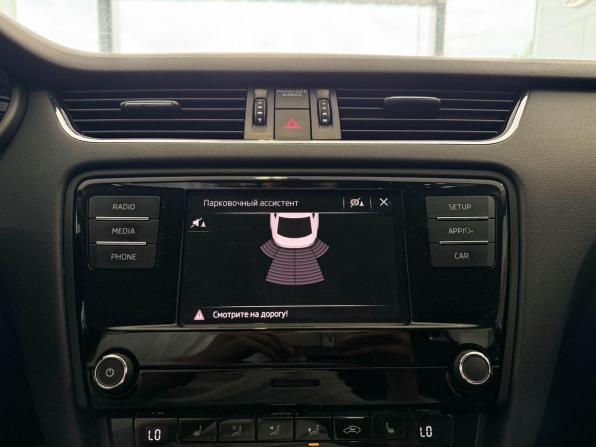 Skoda Octavia III (A7) Рестайлинг с пробегом 2017 года, цена 1 815 000 рублей, 112402 км, лифтбек, Автокод Объявления