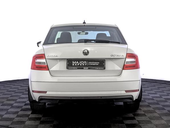 Skoda Octavia III (A7) Рестайлинг с пробегом 2020 года, цена 1 790 000 рублей, 122569 км, лифтбек, Автокод Объявления