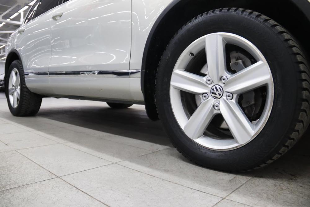 Volkswagen Touareg II Сургут  - изображение 36