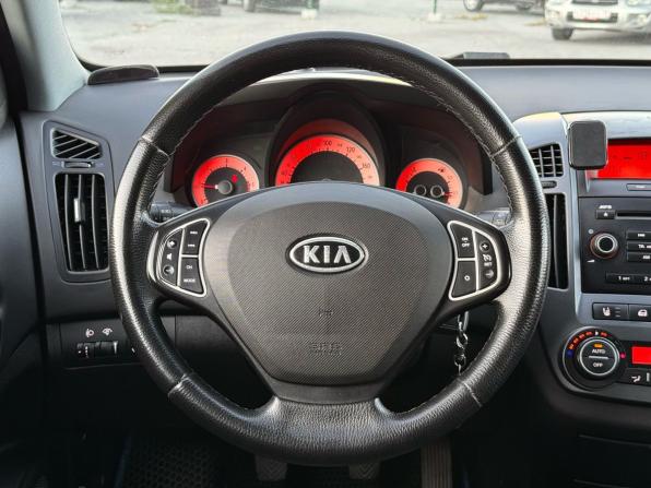 Kia Ceed I с пробегом 2008 года, цена 699 000 рублей, 238000 км, хэтчбек, Автокод Объявления
