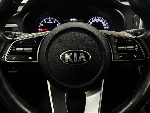 Kia Optima IV Рестайлинг с пробегом 2019 года, цена 2 230 000 рублей, 81225 км, седан, Автокод Объявления