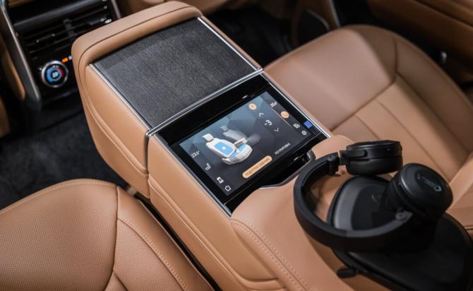 Новый Land Rover Range Rover V 2026 года, цена 34 100 000 рублей, внедорожник, Автокод Объявления