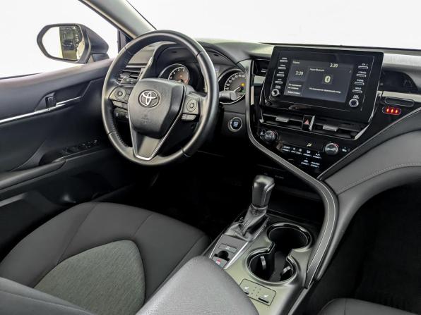 Toyota Camry VIII (XV70) Рестайлинг с пробегом 2022 года, цена 3 265 000 рублей, 79603 км, седан, Автокод Объявления