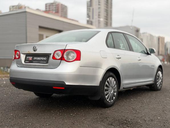 Volkswagen Jetta V с пробегом 2009 года, цена 410 000 рублей, 190000 км, седан, Автокод Объявления